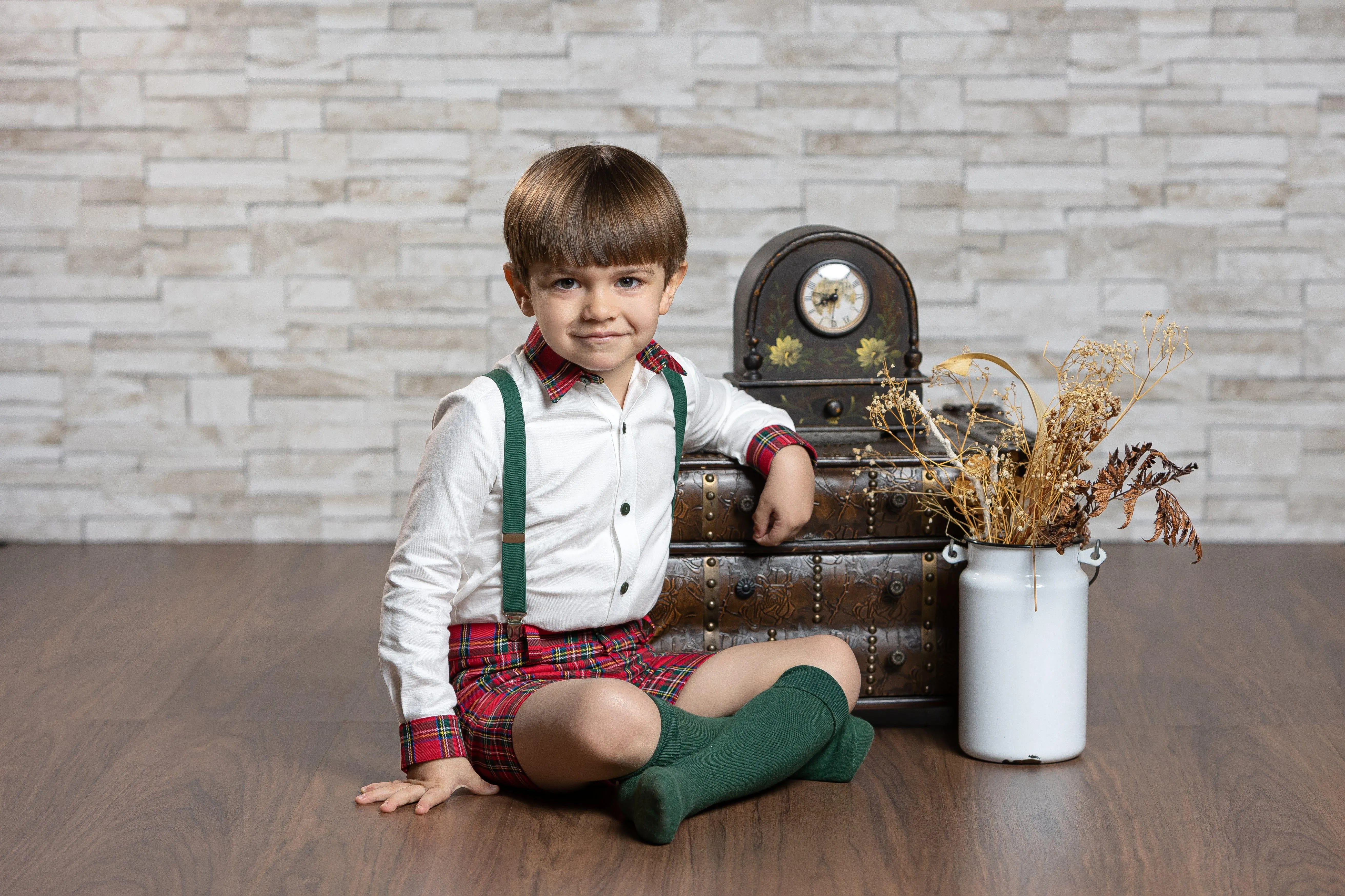 CLEARANCE SALE - Abuela Tata AW23 - Boys Red Tartan Shorts & Shirt Set