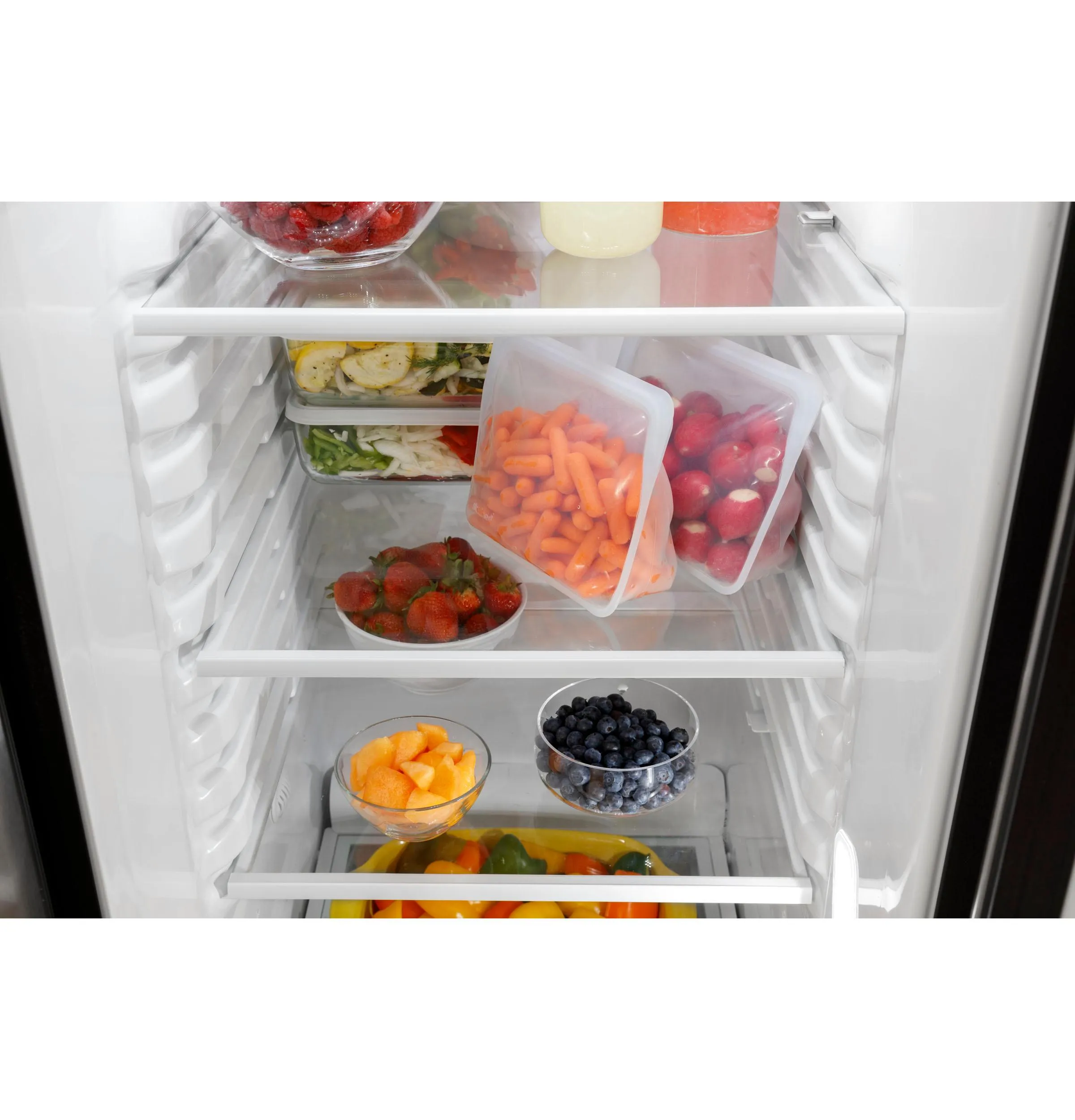 GSS23GYPFS GE® 23.0 Cu. Ft. Side-By-Side Refrigerator