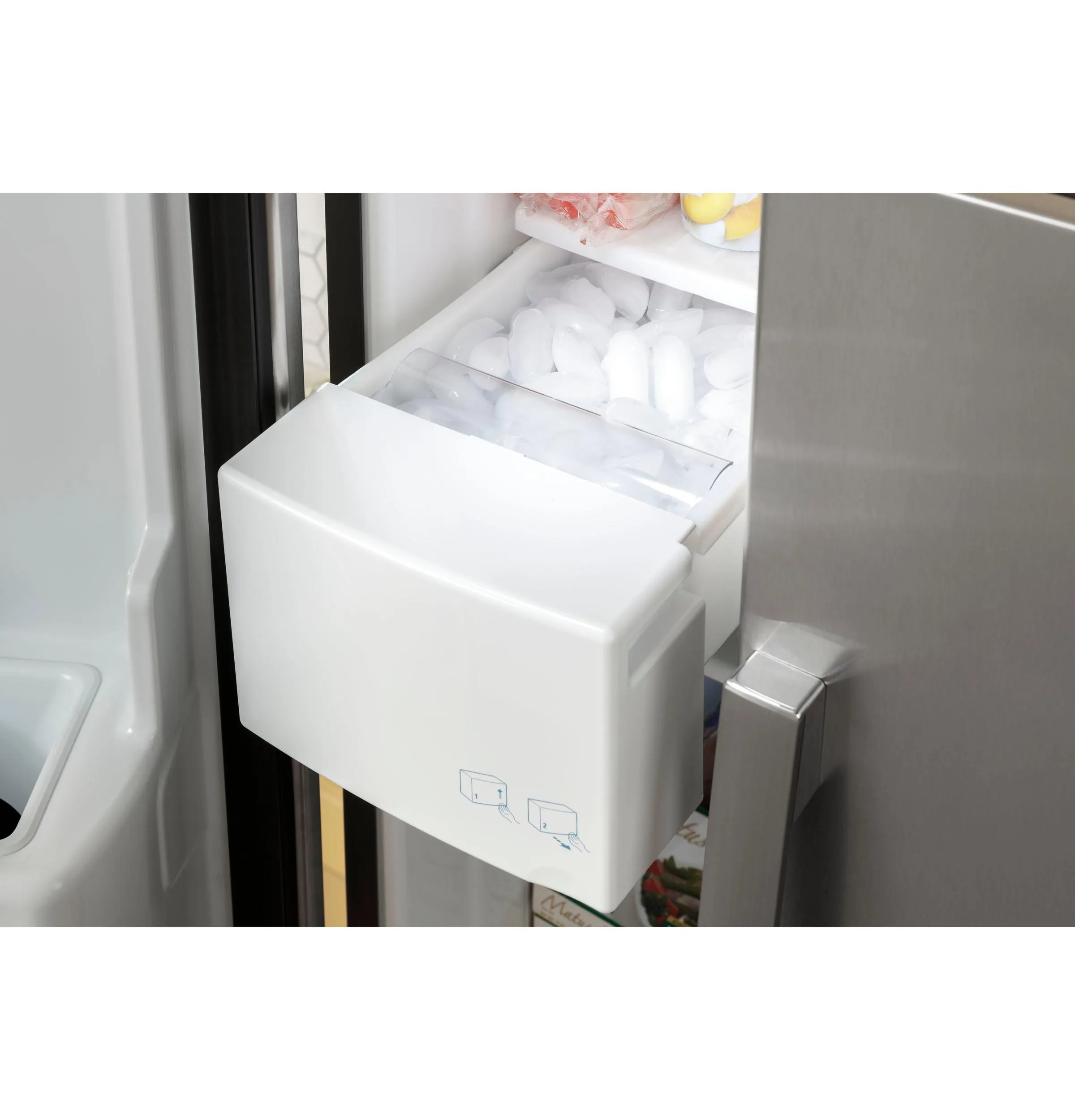 GSS23GYPFS GE® 23.0 Cu. Ft. Side-By-Side Refrigerator