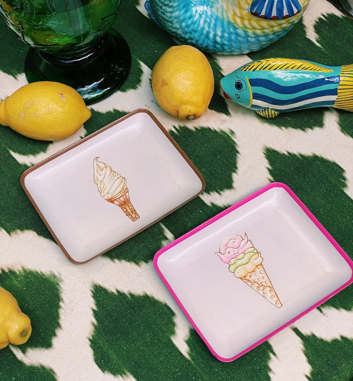 Les Ottomans Flavored Icecream Small Tray