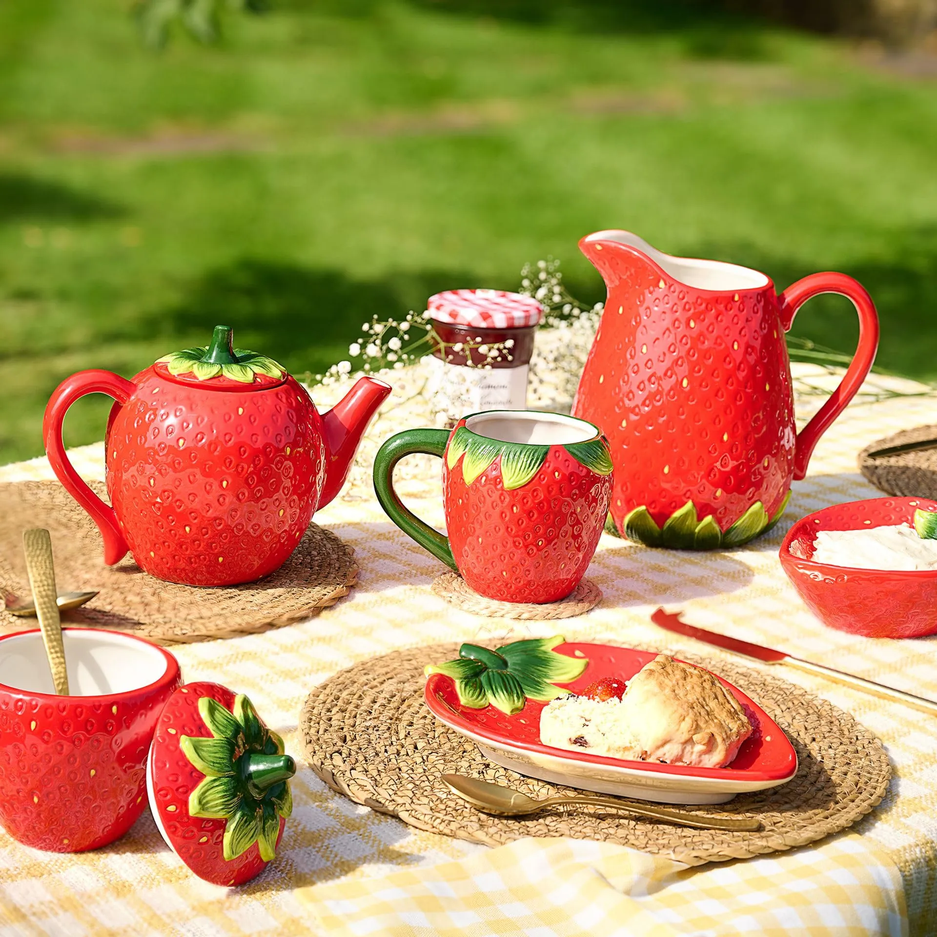 Widdop Cottage Garden Ceramic Strawberry Themed Dinnerware - Strawberry Teapot - Summer Crockery Bright Quirky Tableware - Lovely Gift Idea Picnic Outdoor Eating